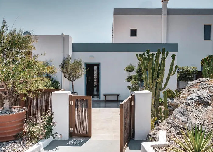 Syrrho's * Vari (Syros)